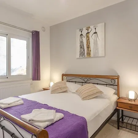 Apartman Donjerkovic2 Prizba, Blato