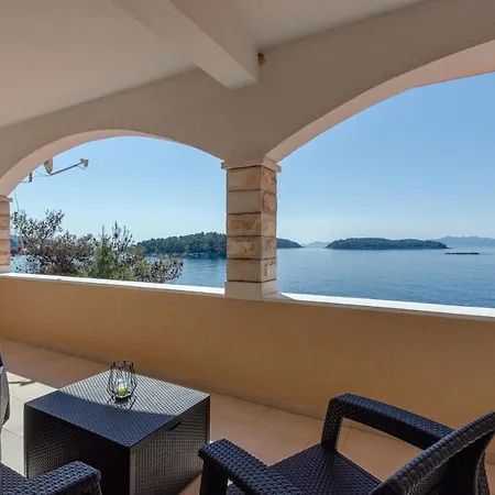 Apartman Donjerkovic2 Prizba, Blato Apartment
