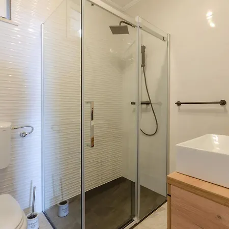 Apartman Donjerkovic2 Prizba, Blato